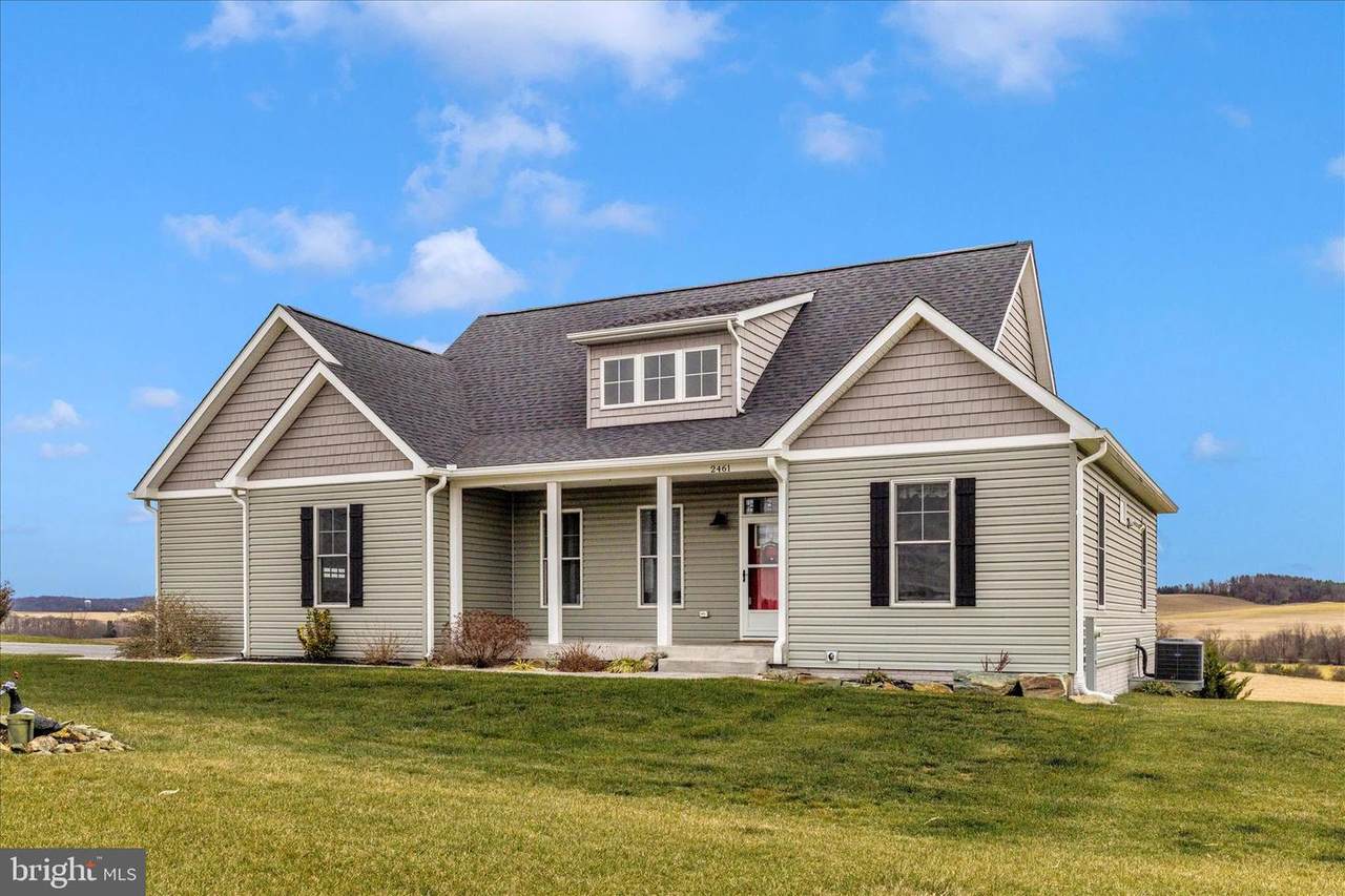 2461 Old New Windsor Pike - Photo 1