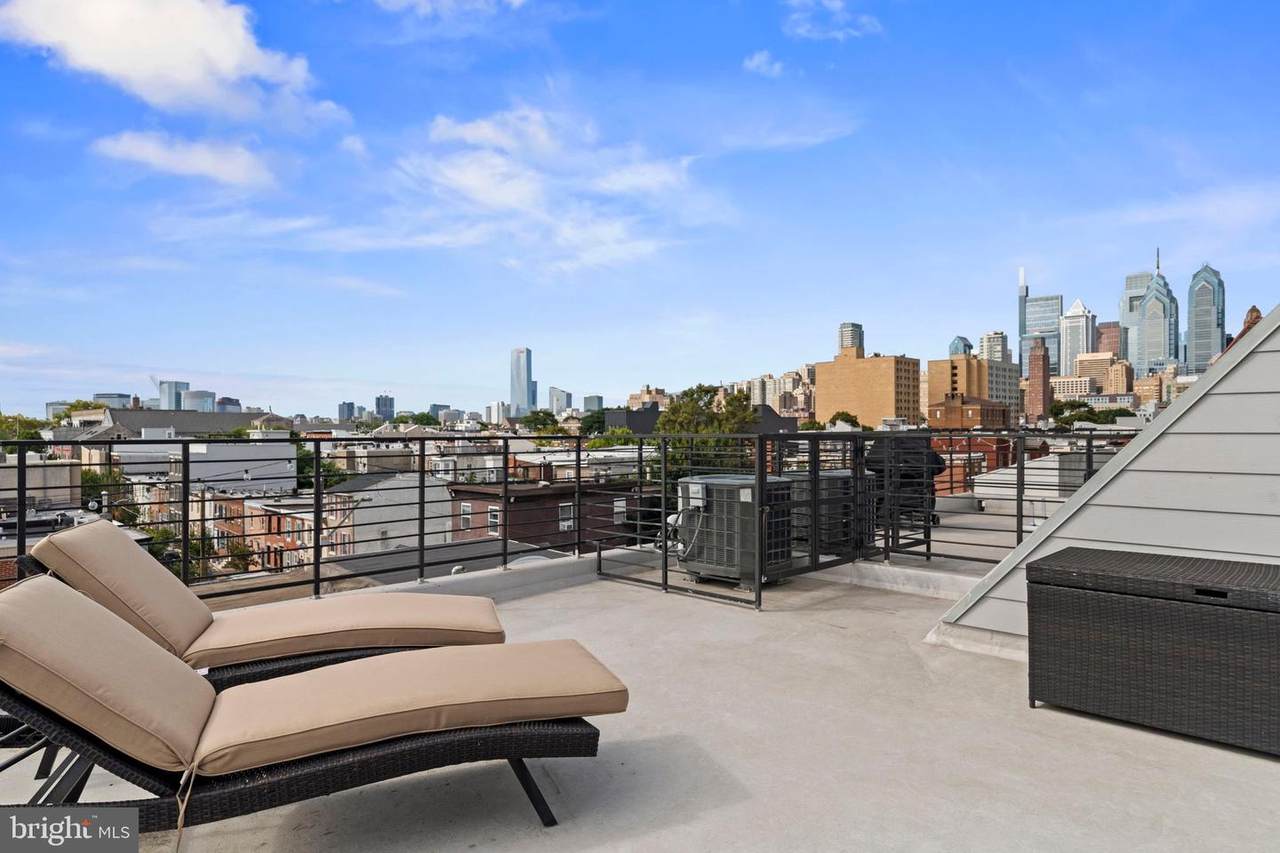 1436 Montrose Street - Photo 1