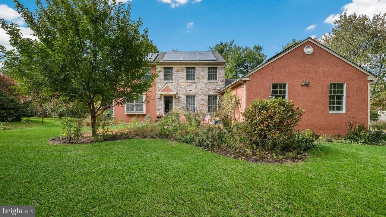 272 Fox Chase Lane - Photo 1