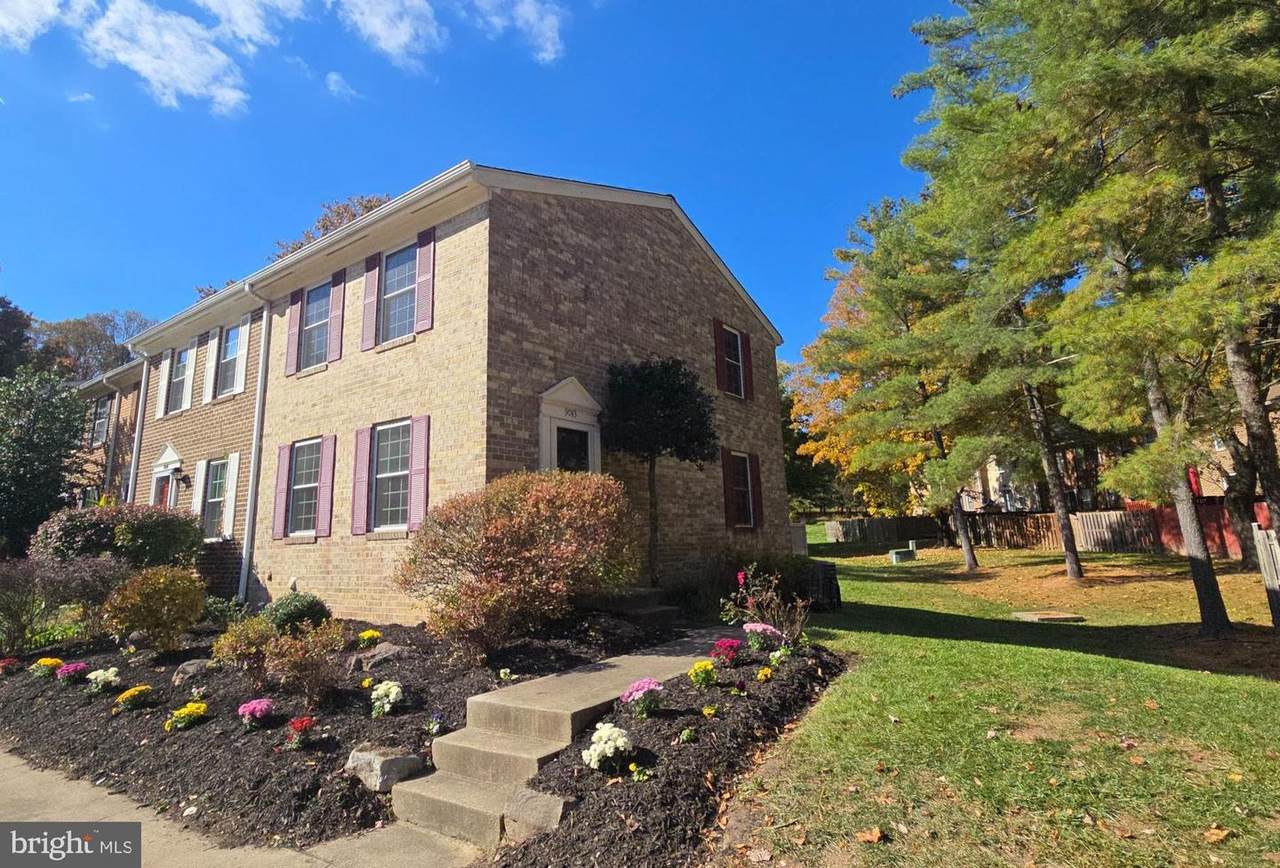 9083 Lambskin Lane - Photo 1