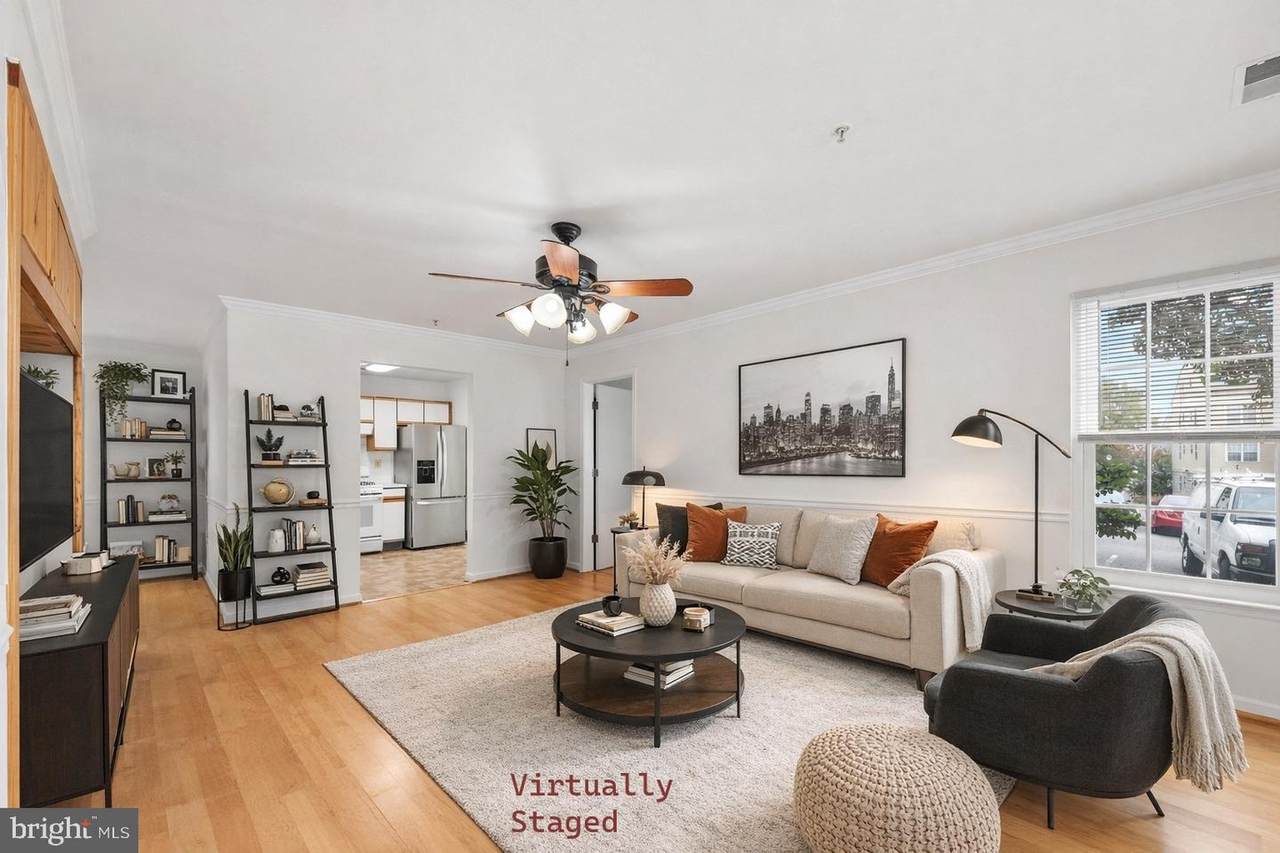 1037 Gardenview Loop - Photo 1