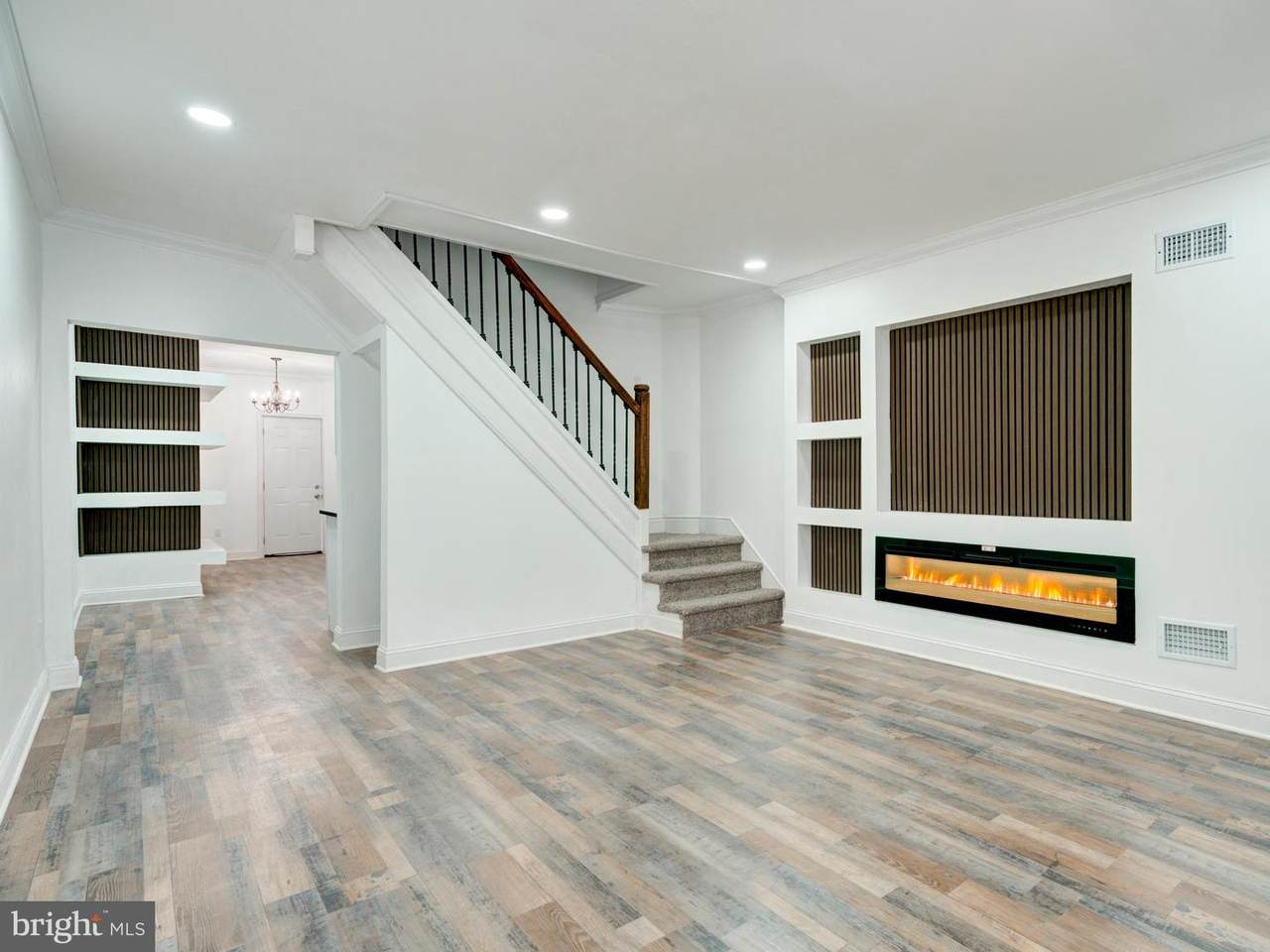 533 Conestoga Street - Photo 1