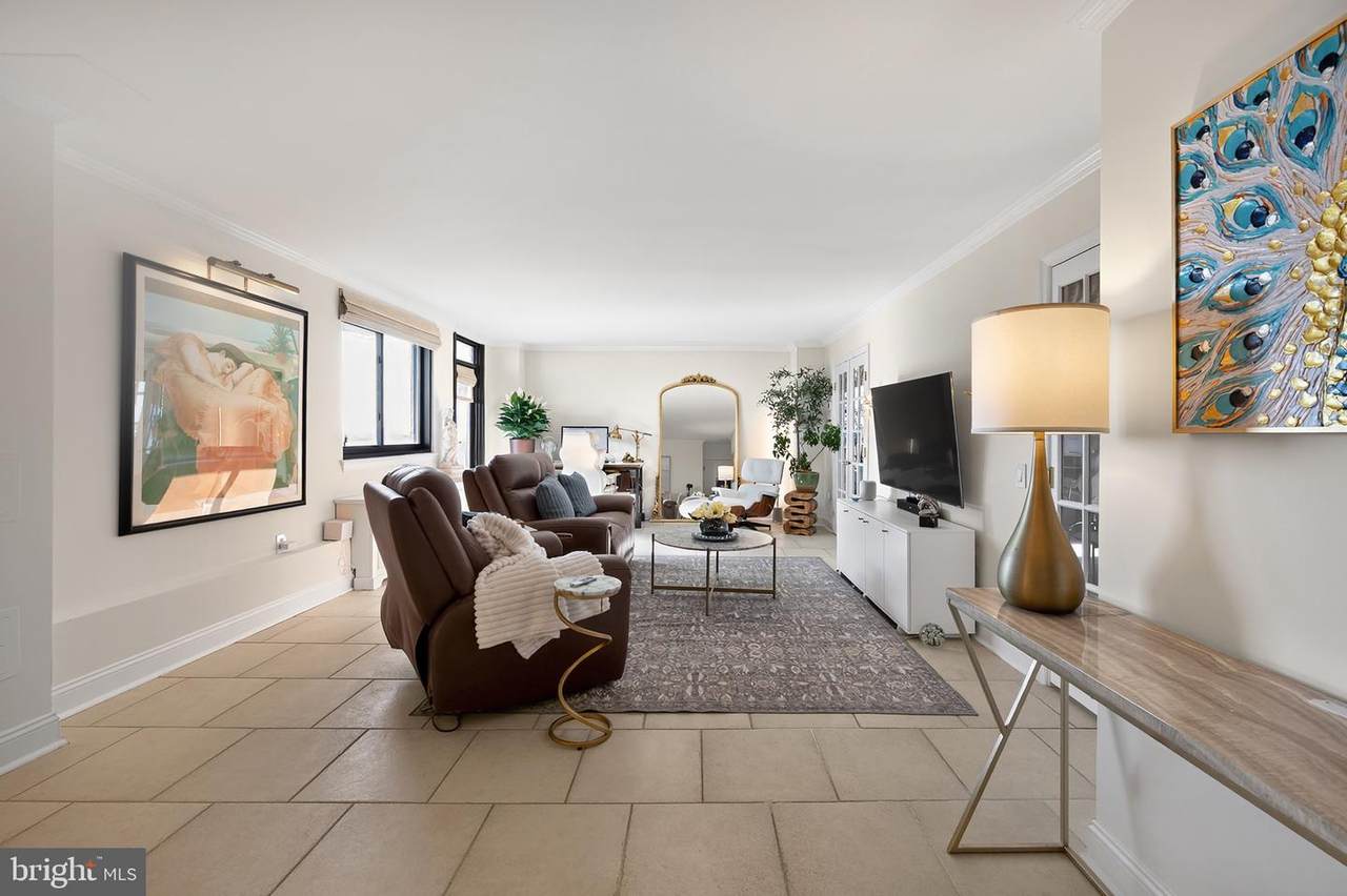 801 Pitt Street - Photo 1