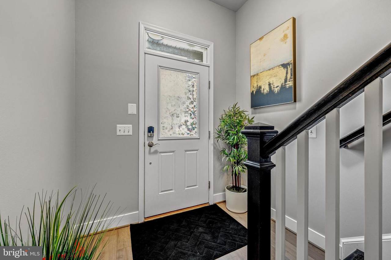 43917 Maritime Song Terrace - Photo 1