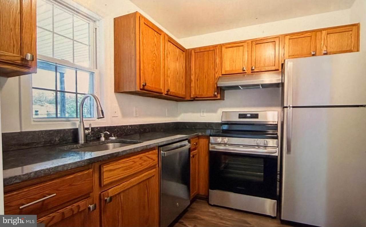 916 Harwood Road - Photo 1