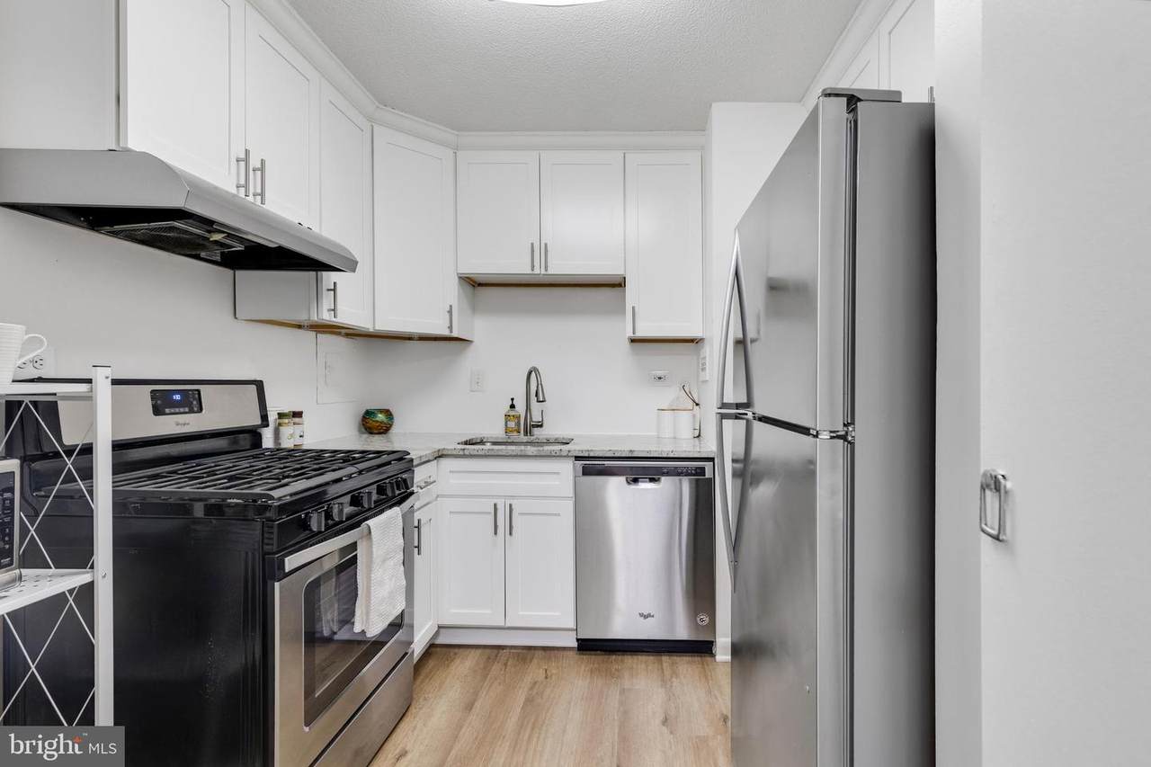 2030 Adams Street - Photo 1