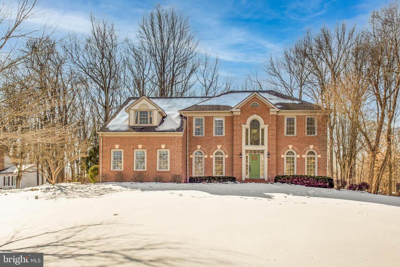 99 Hummingbird Court - Photo 1