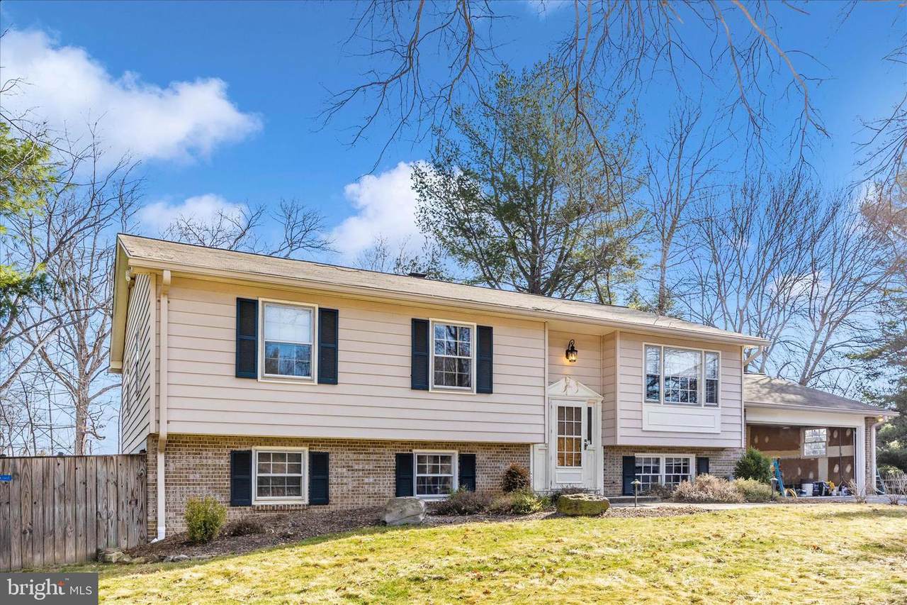 8602 Burnt Hickory Circle - Photo 1