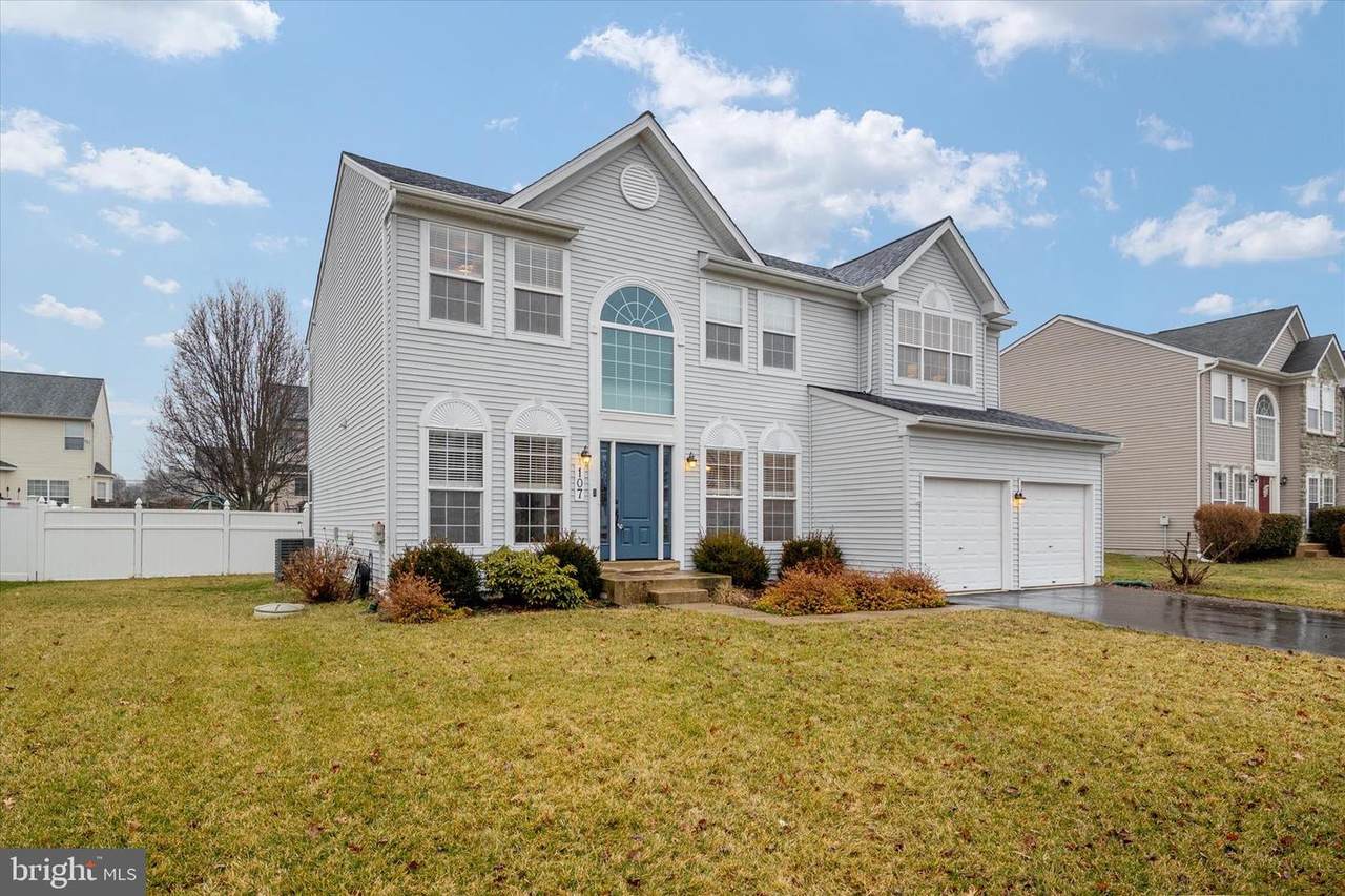 107 Meadowcroft Drive - Photo 1