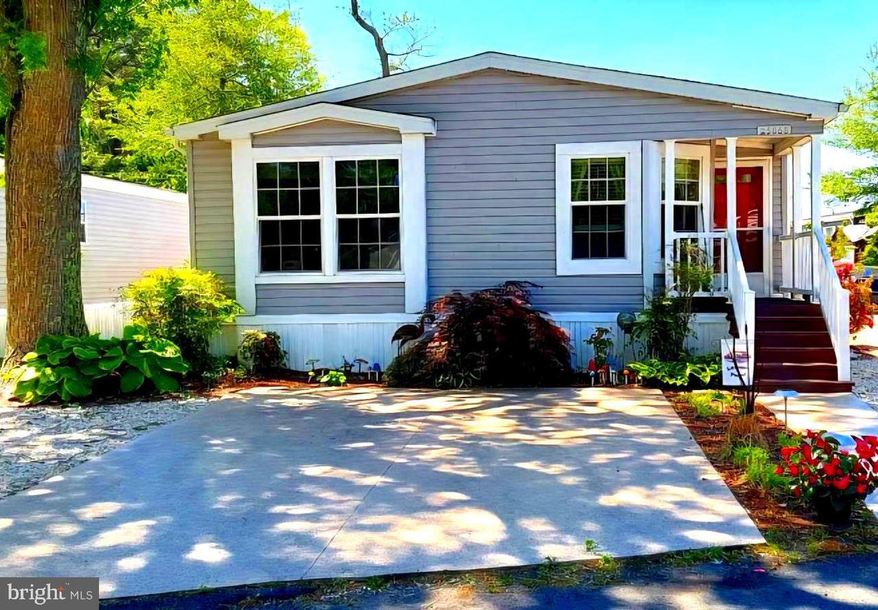 25868 American Avenue - Photo 1
