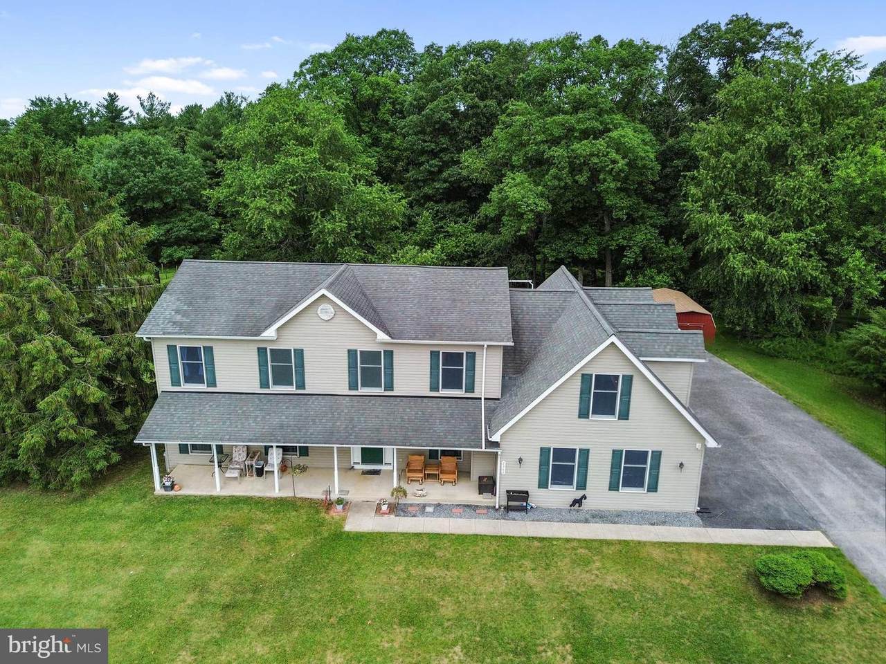 2380 Moreau Drive - Photo 1