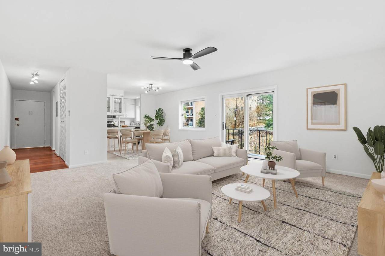 10606 Montrose Avenue - Photo 1