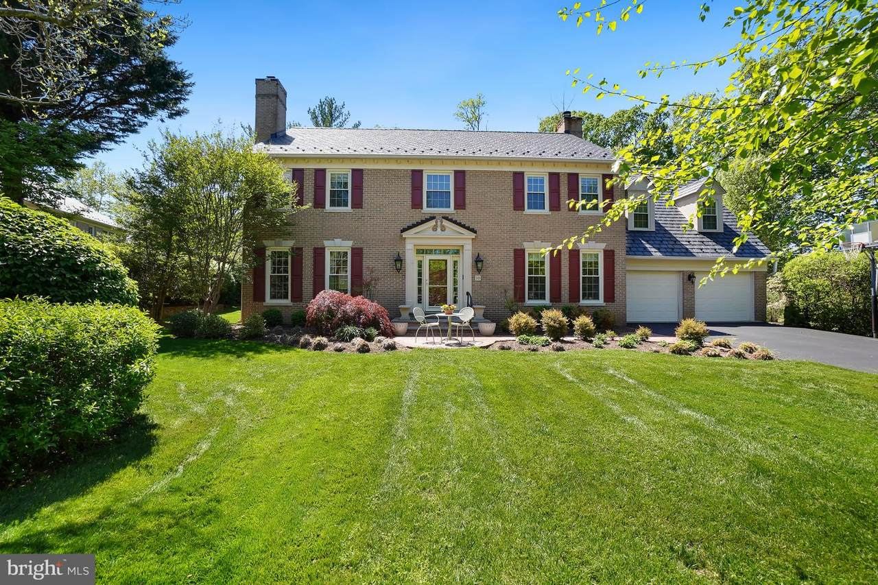 10 Meyer Point Court - Photo 1