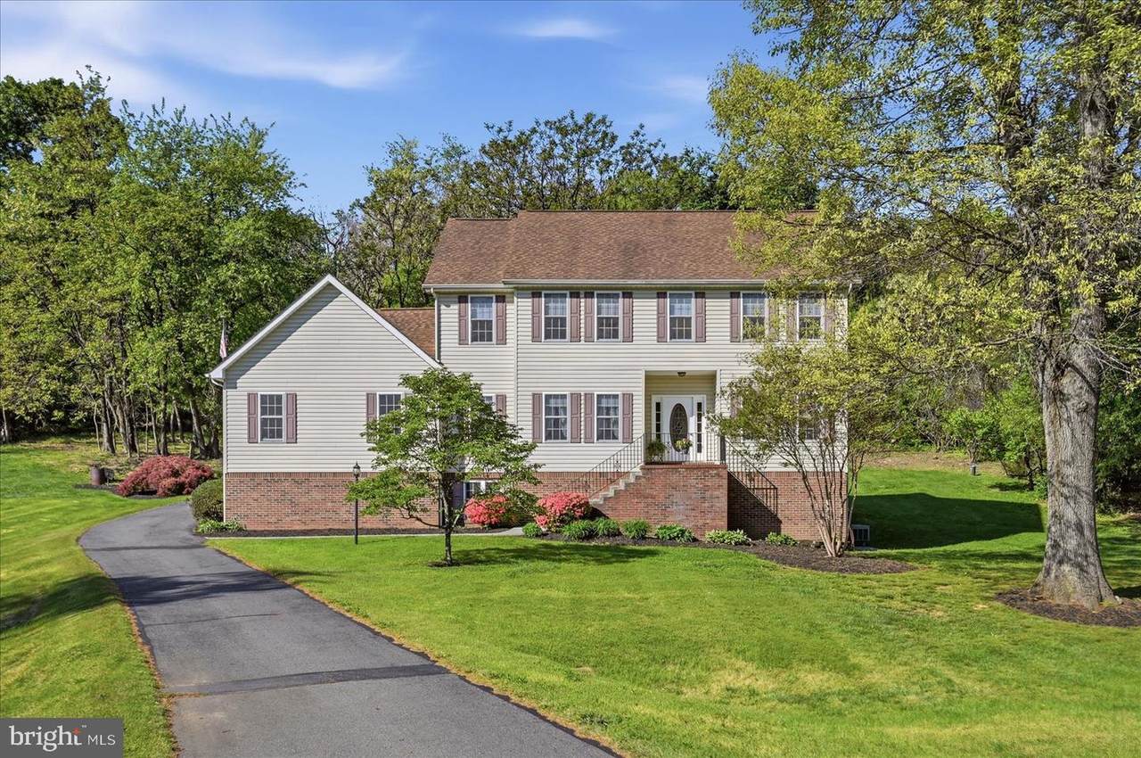 155 Bunchberry Ridge Court - Photo 1