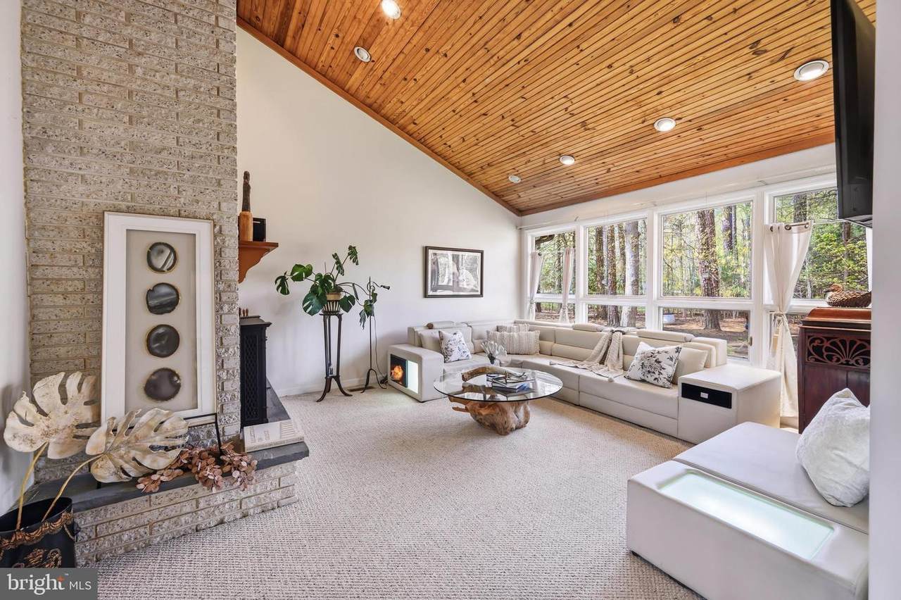 9206 Martingham Drive - Photo 1