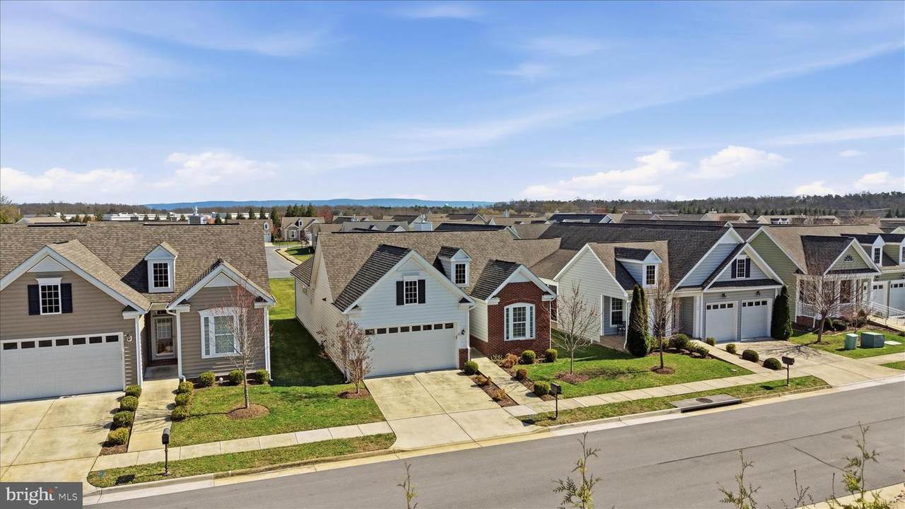 108 Trumpet Vine Drive - Photo 1