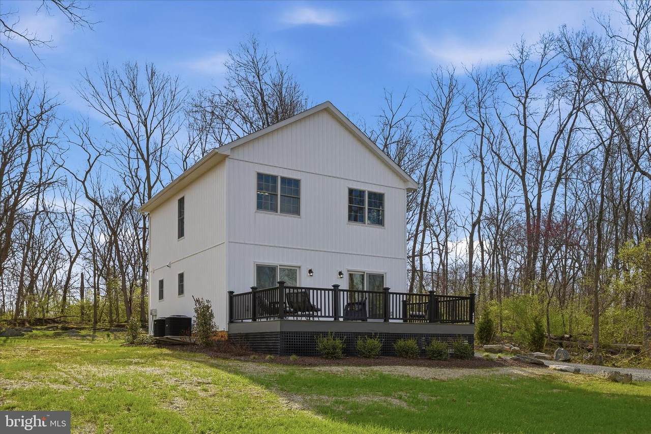 436 Summerville Road - Photo 1
