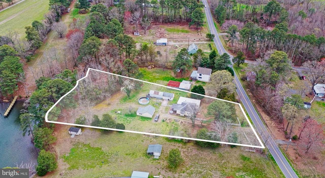 1881 Fairport Rd - Photo 1