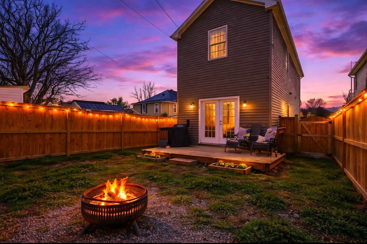 16 Pleasant Valley Road - Photo 1