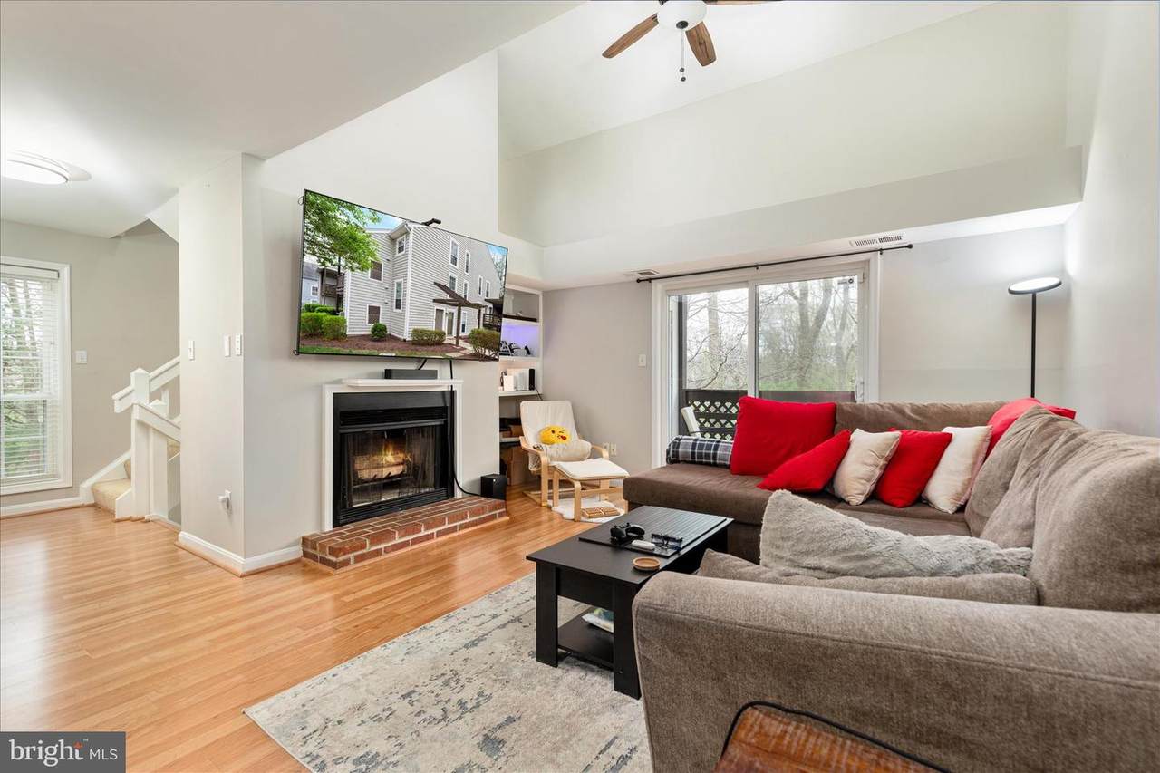 10198 Oakton Terrace Road - Photo 1