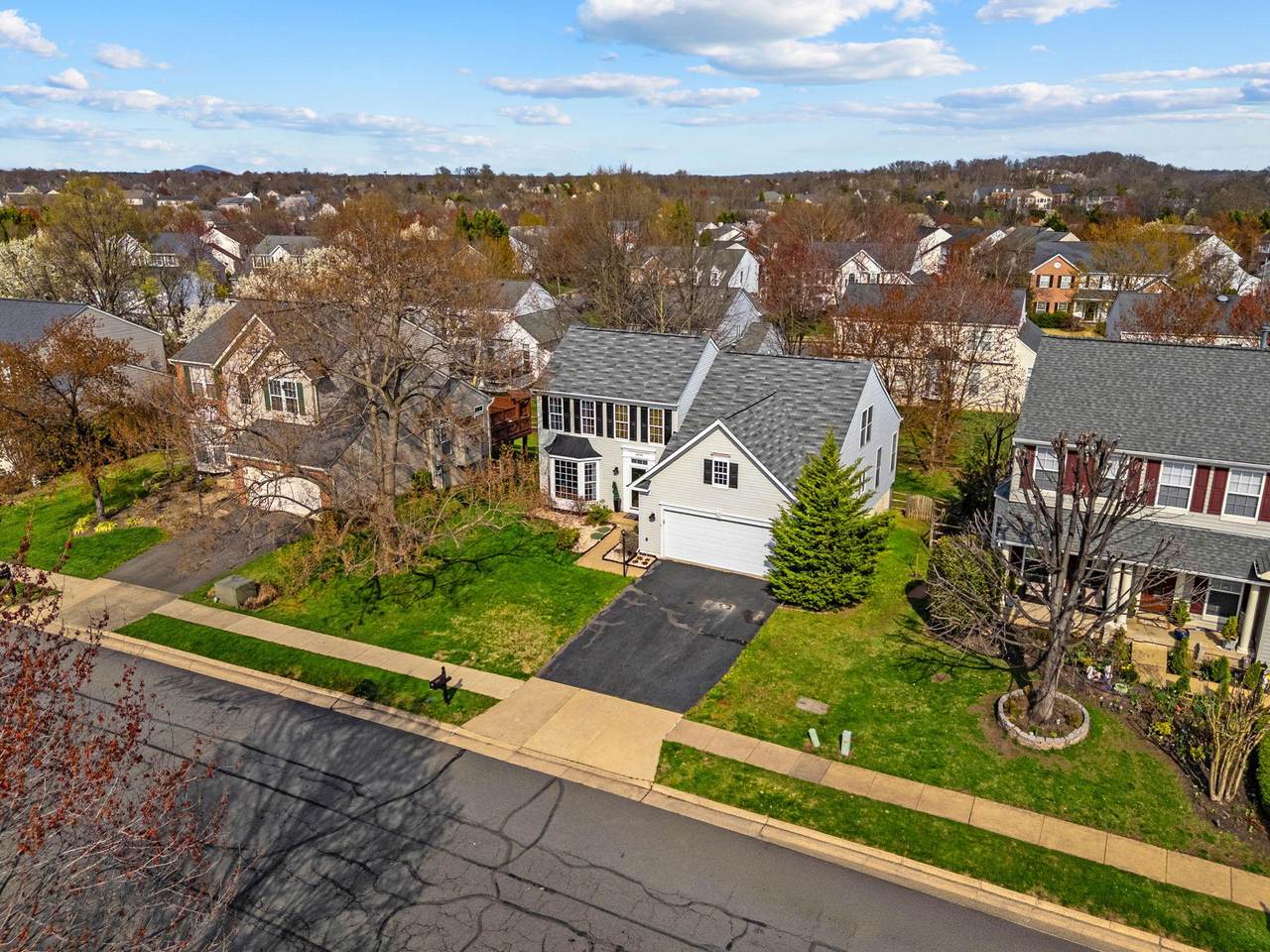18700 Potomac Station Drive - Photo 1
