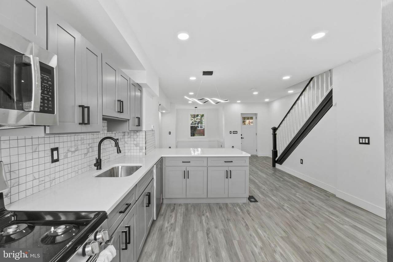 2627 Garrett Avenue - Photo 1