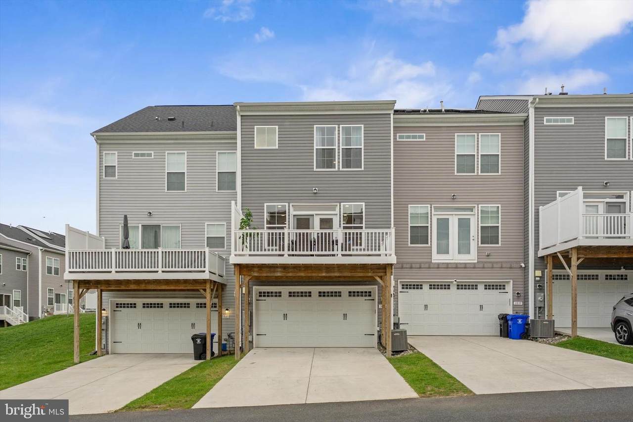 1041 Flester Lane - Photo 1