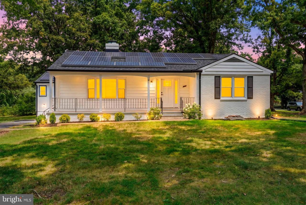 2608 Holly Drive - Photo 1