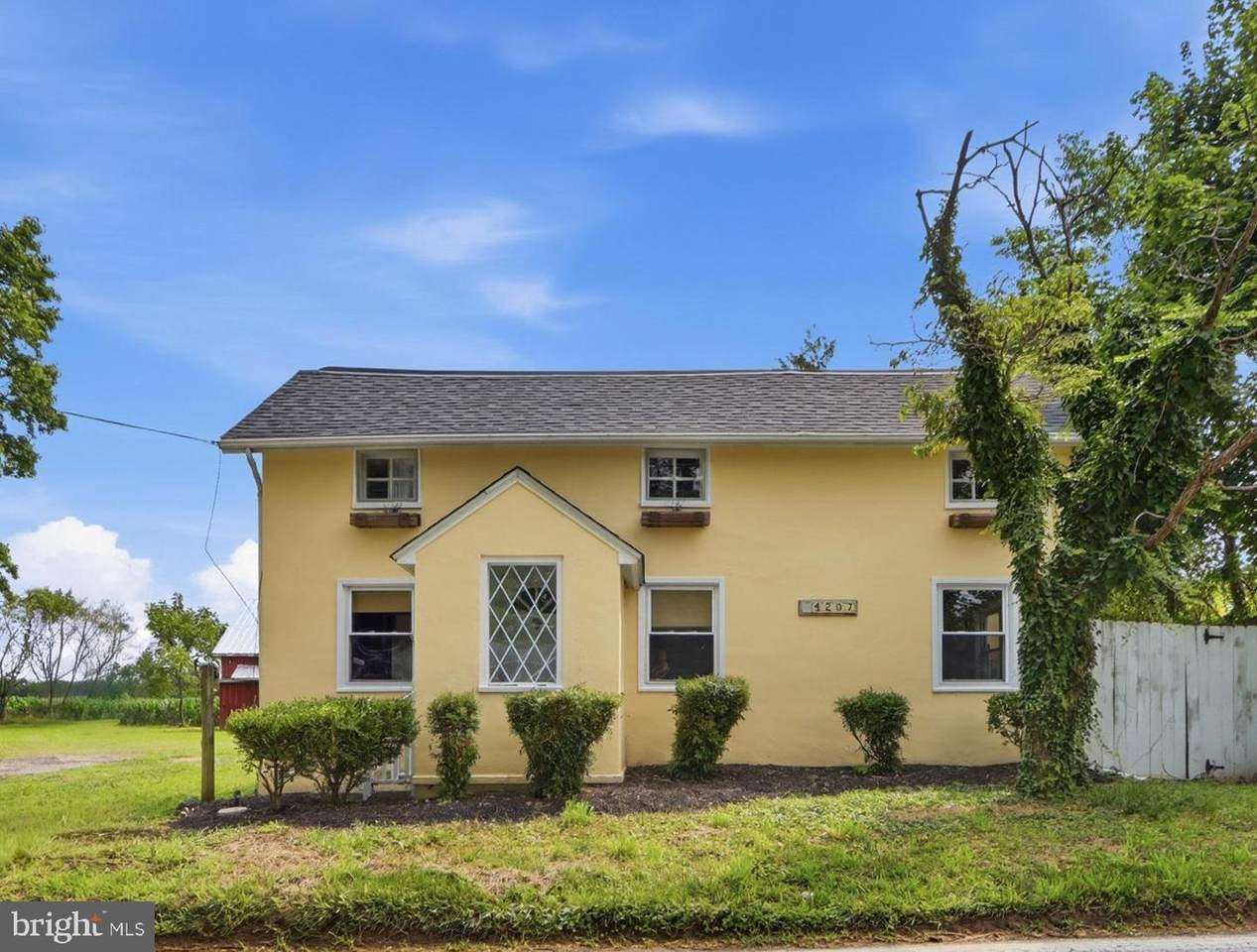 14207 Manor Road - Photo 1