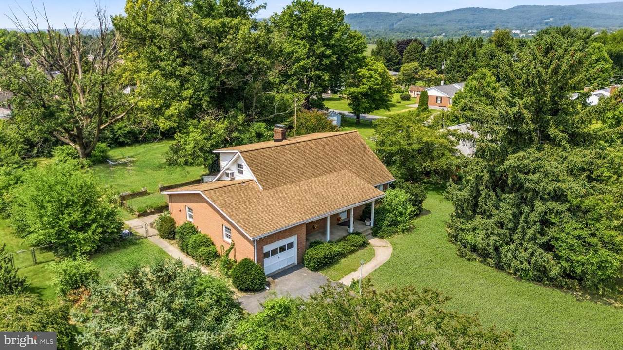 6783 Sunnybrook Drive - Photo 1