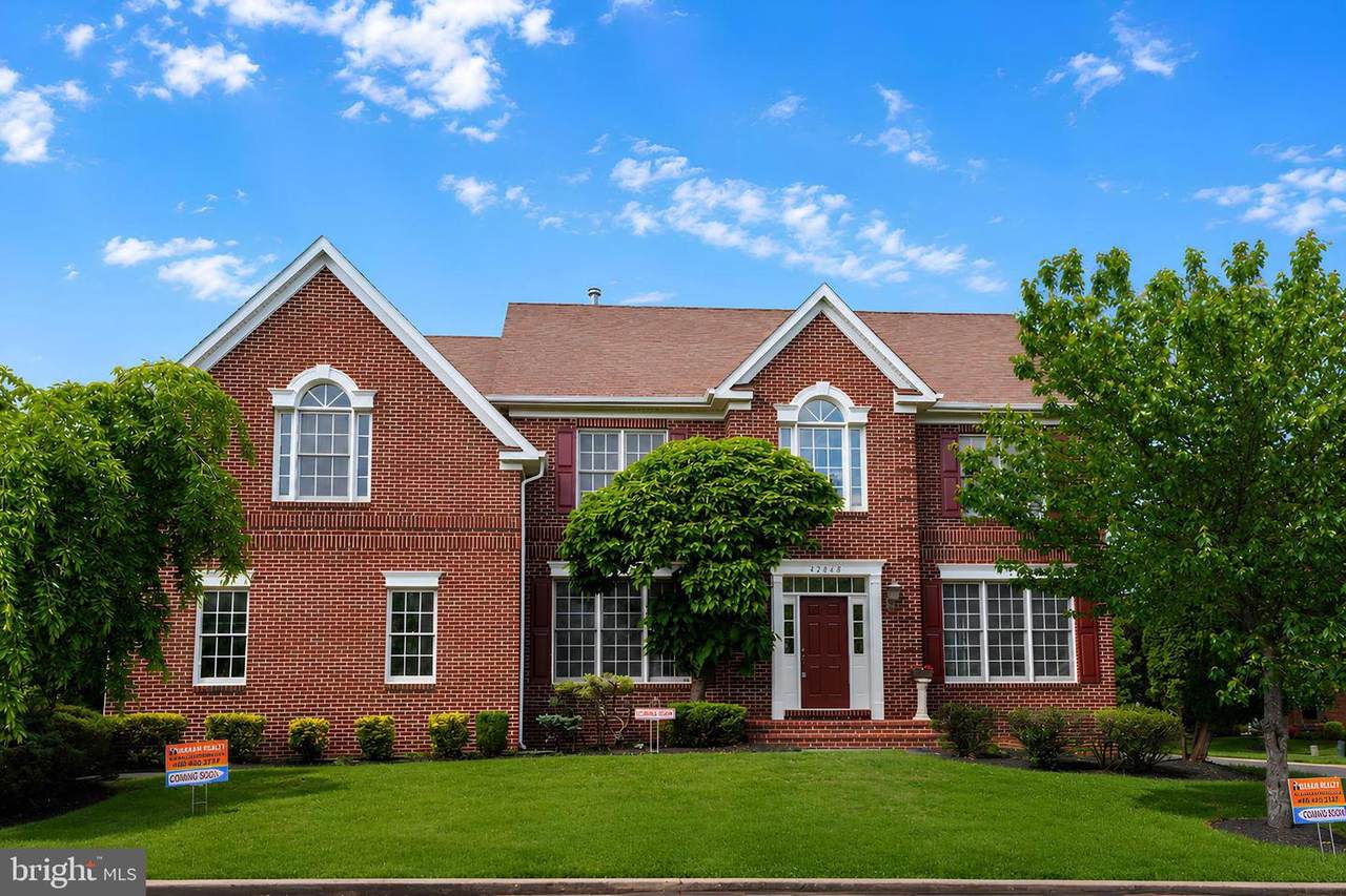 42848 Sidney Place - Photo 1