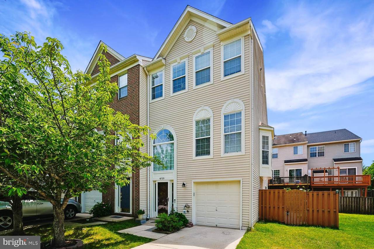 6725 Emmanuel Court - Photo 1
