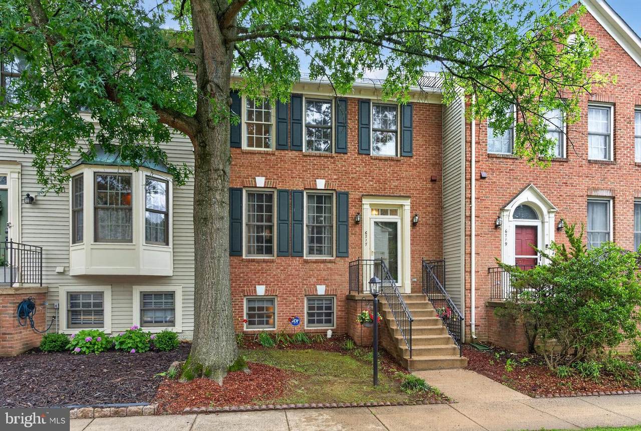 6717 Royal Thomas Way - Photo 1