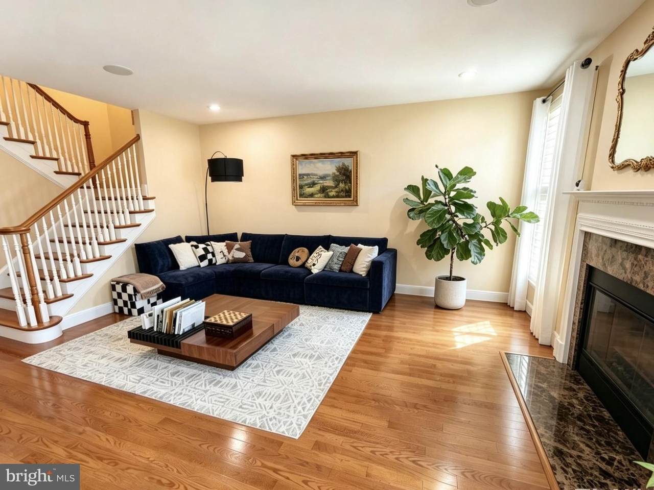562 Farmdale Circle - Photo 1