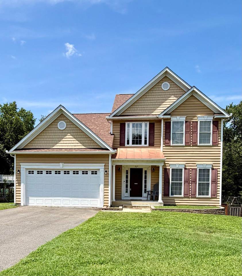 1015 Julian Drive - Photo 1