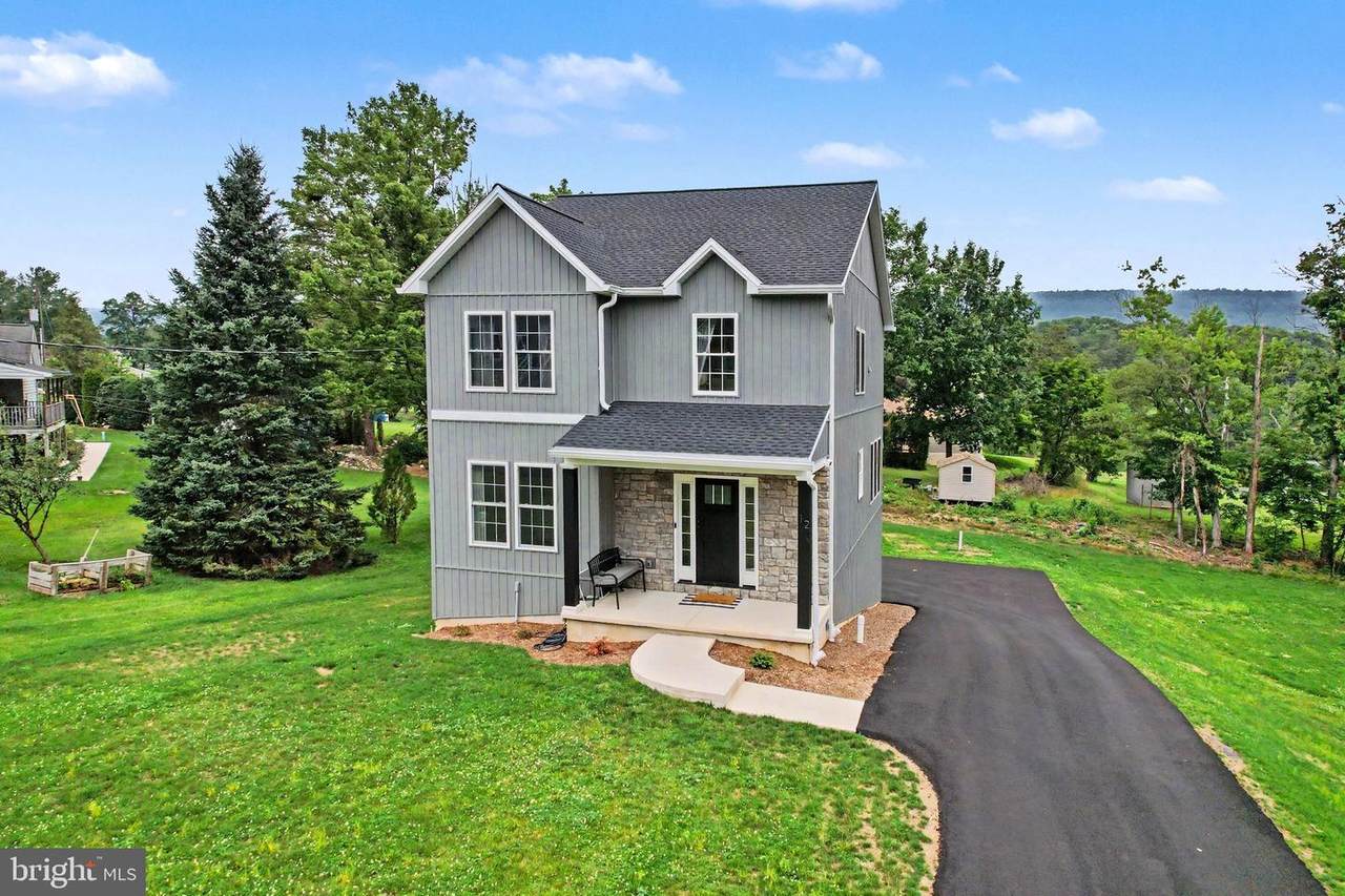 12 Oak Lane - Photo 1