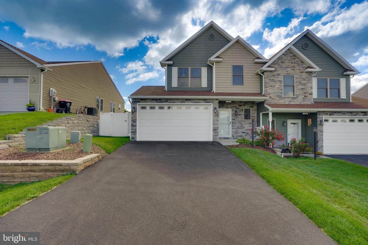 11196 Gopher Drive - Photo 1