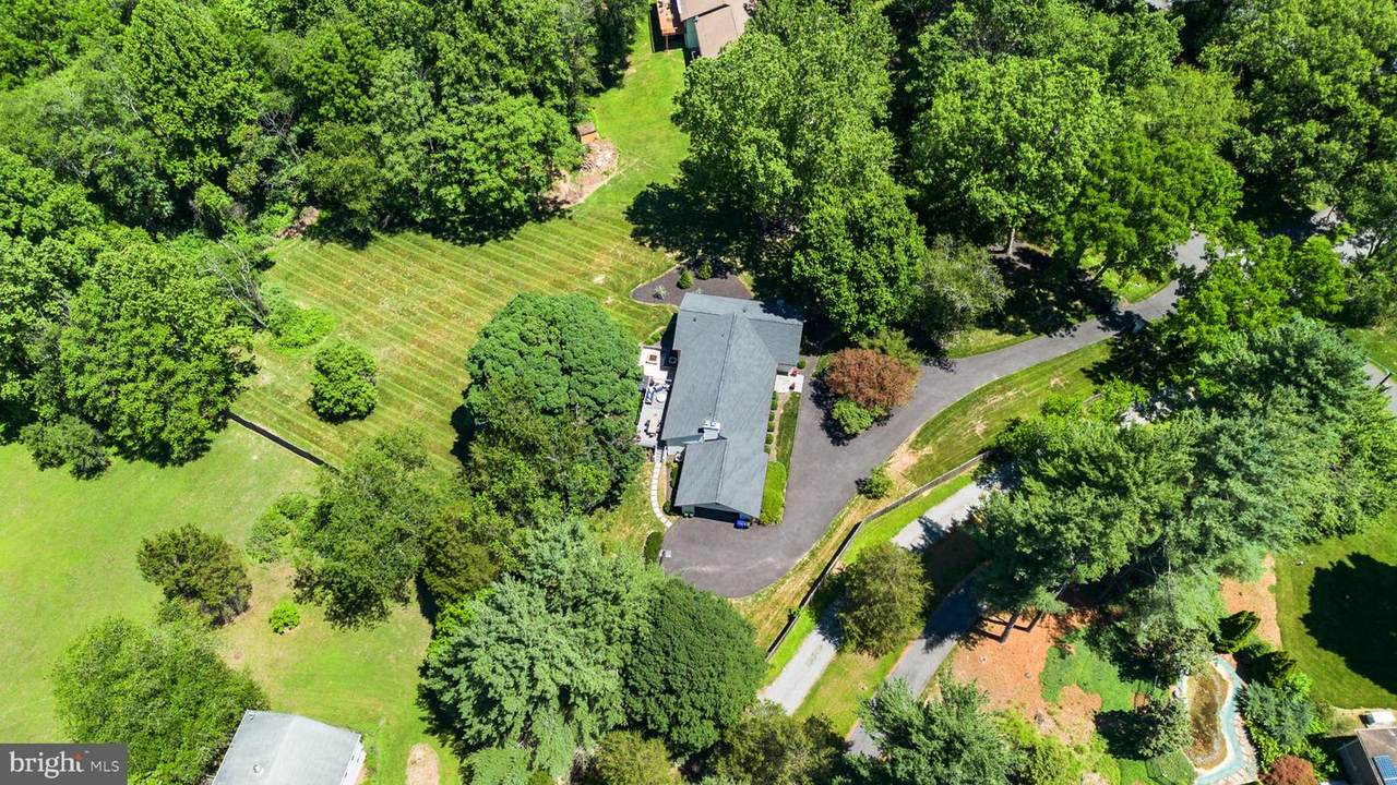 8009 Exodus Drive - Photo 1