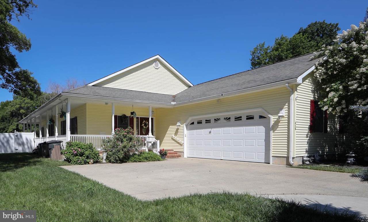 416 Stiles Avenue - Photo 1