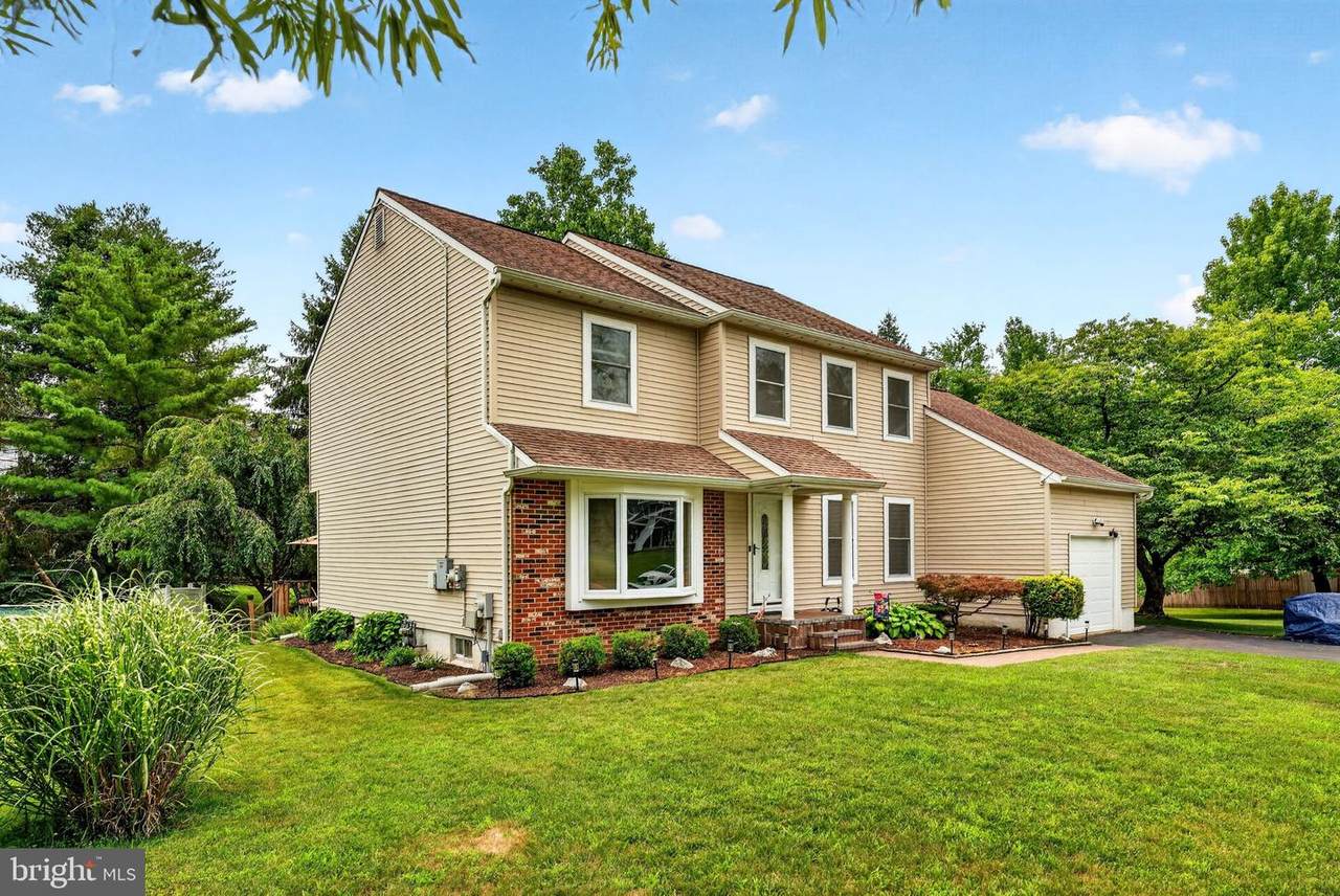 69 Willis Drive - Photo 1