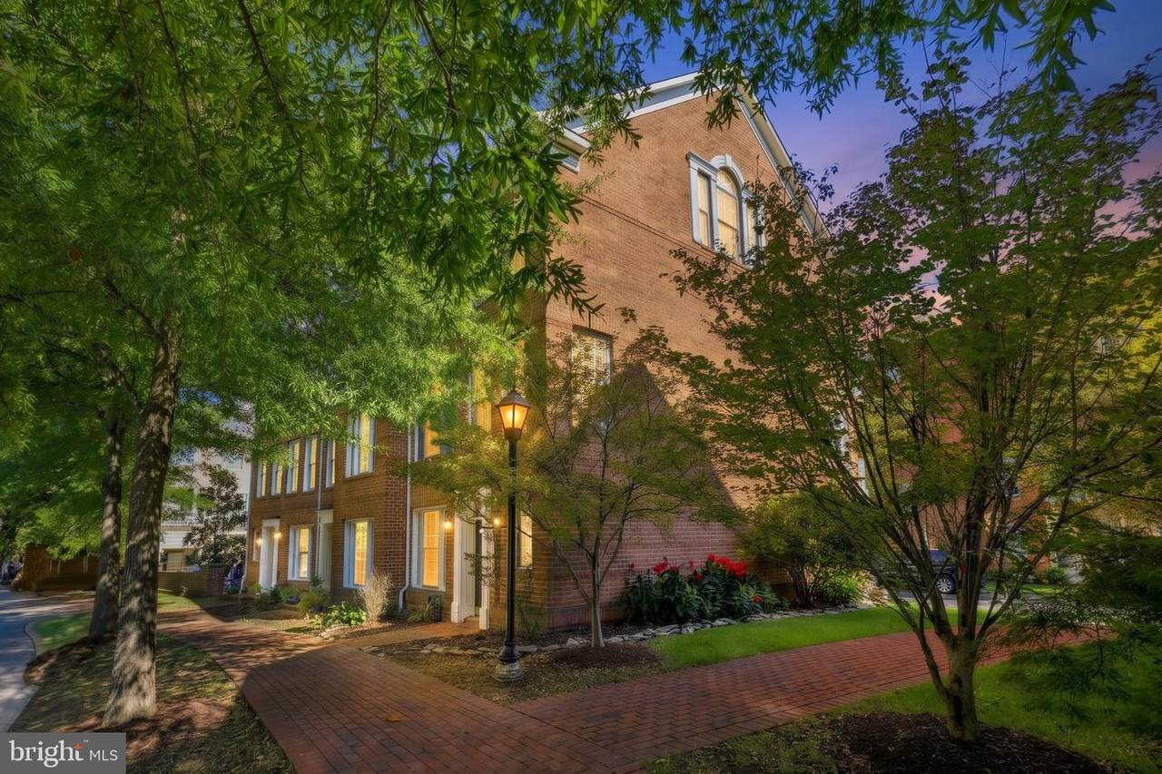 418 Ferdinand Day Drive - Photo 1