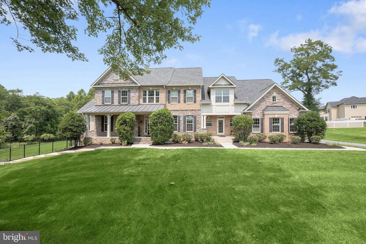 2021 Drovers Lane - Photo 1