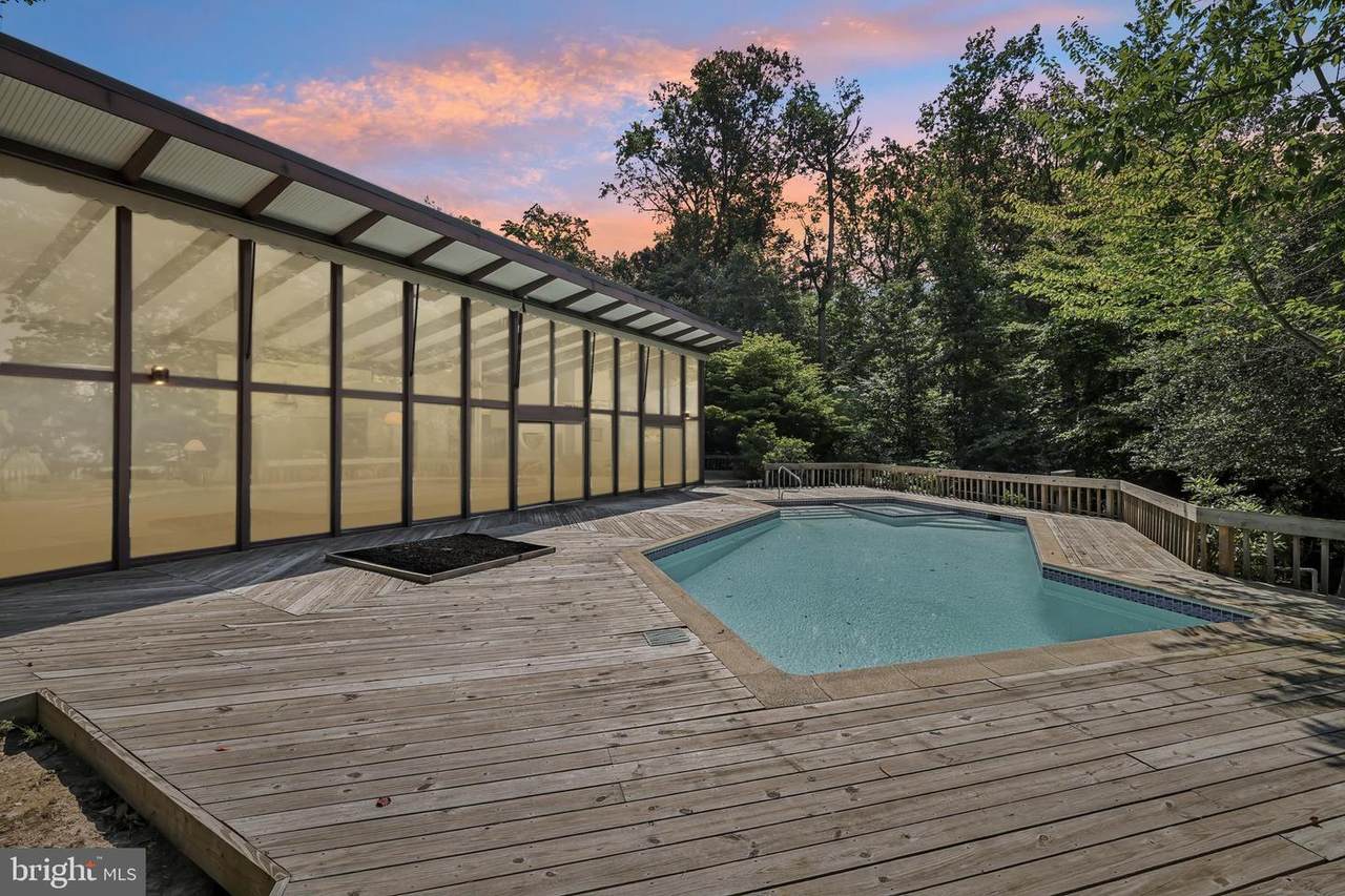 1674 Homewood Landing Road - Photo 1
