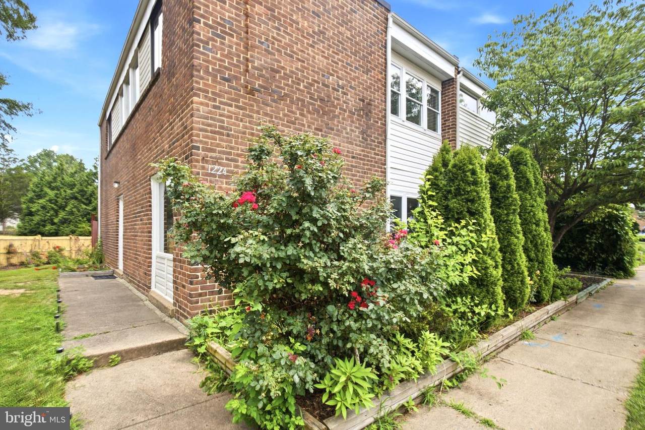 1224 Magnolia Lane - Photo 1