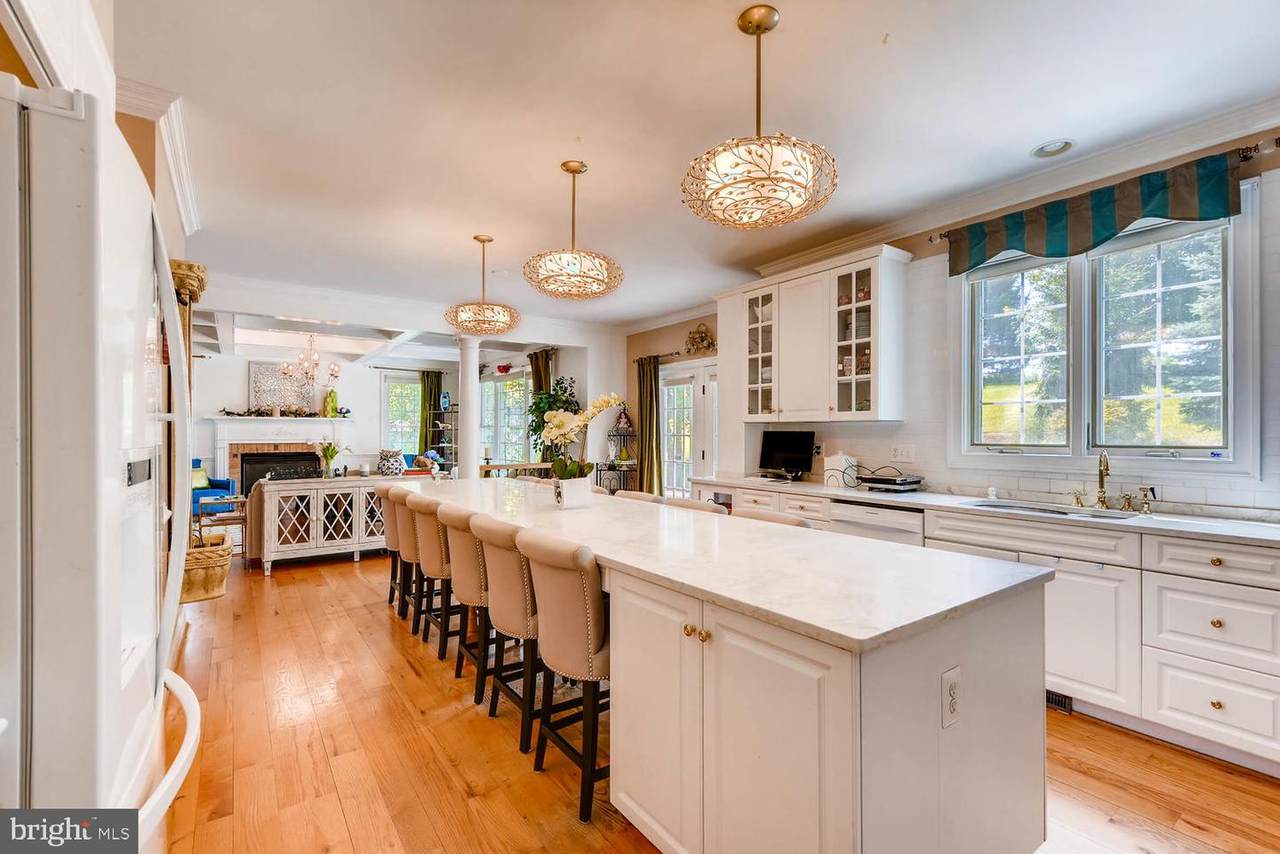 10563-1301 Dorchester Way - Photo 1