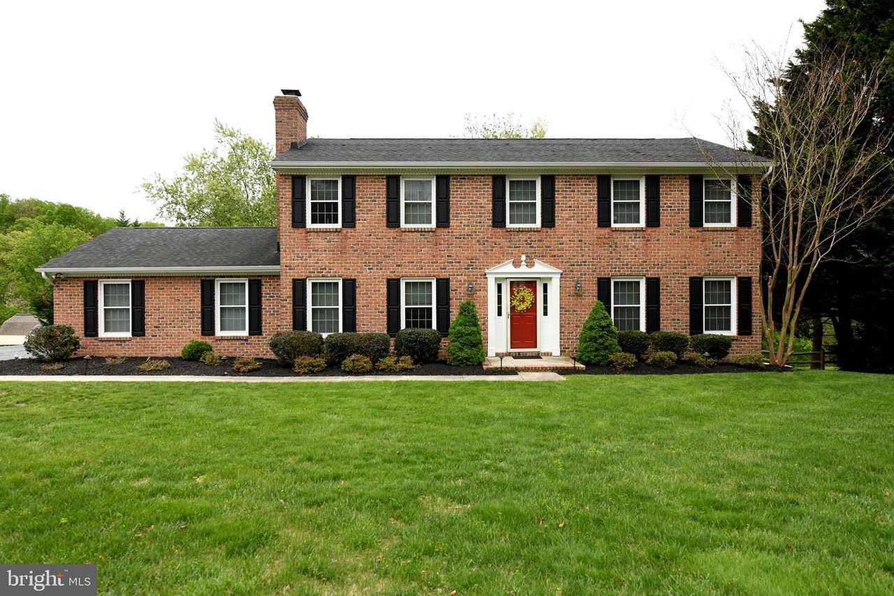 305 Rolling Knoll Drive - Photo 1