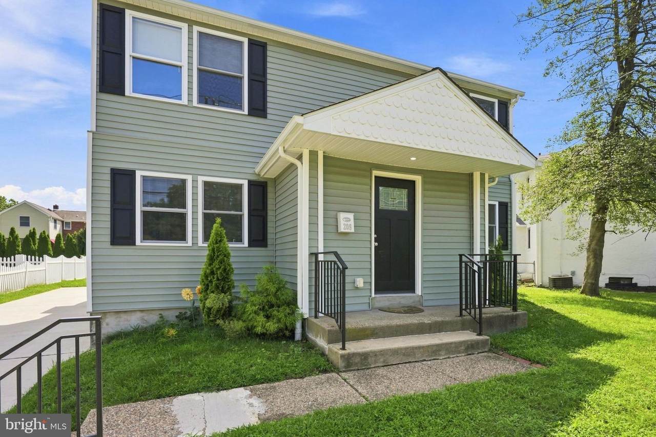 209 Briarwood Avenue - Photo 1