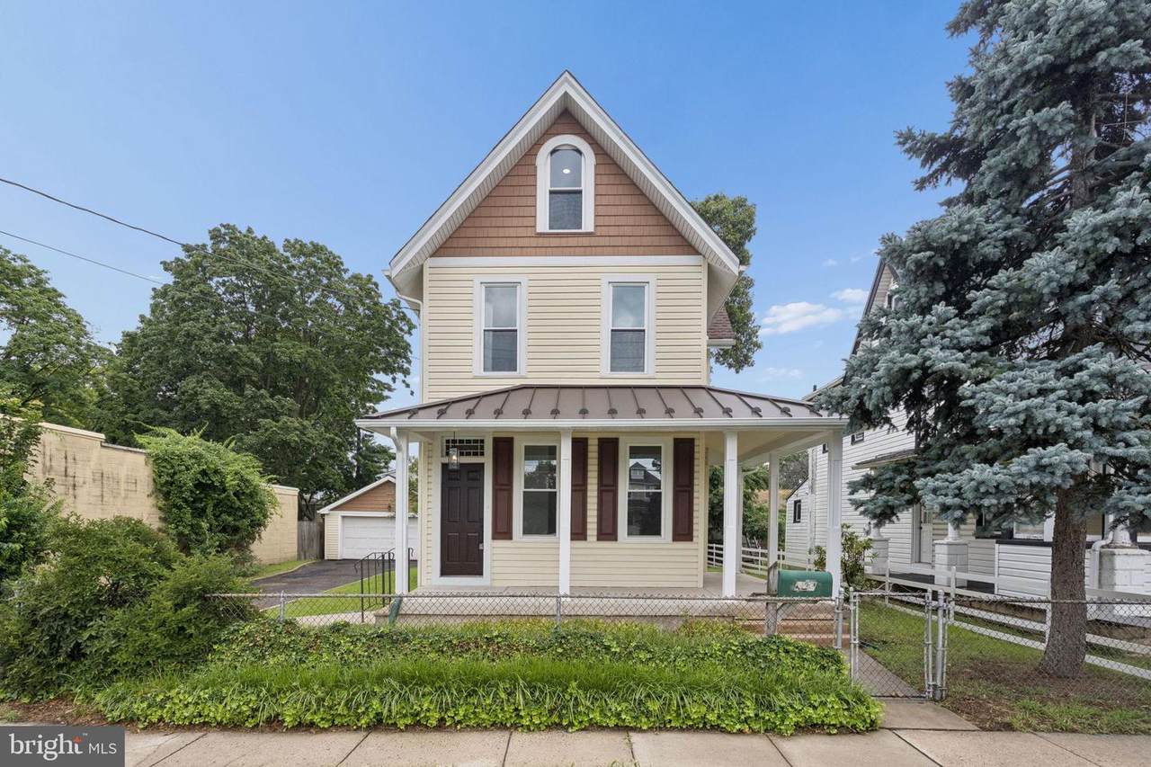 423 Broad Street - Photo 1
