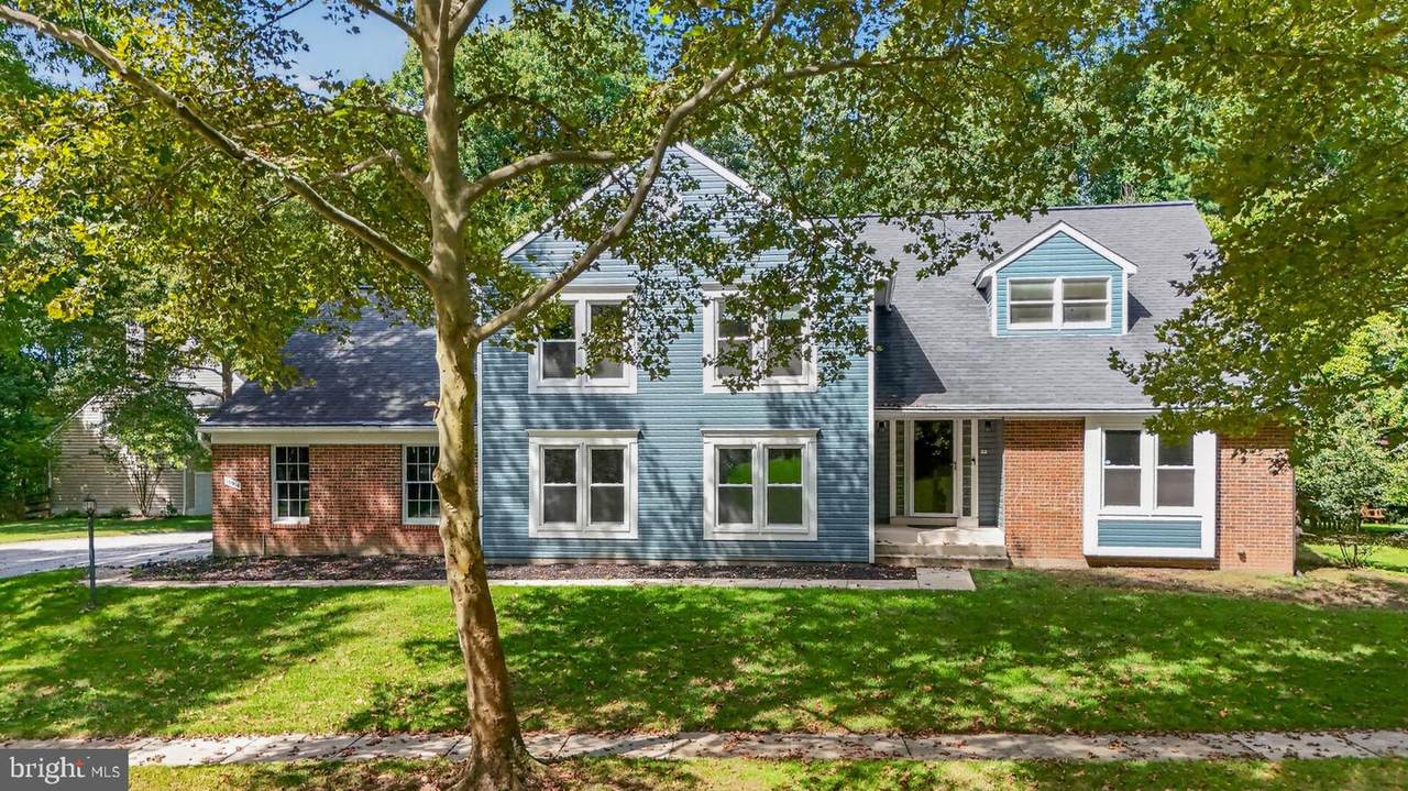 10914 Shadow Lane - Photo 1
