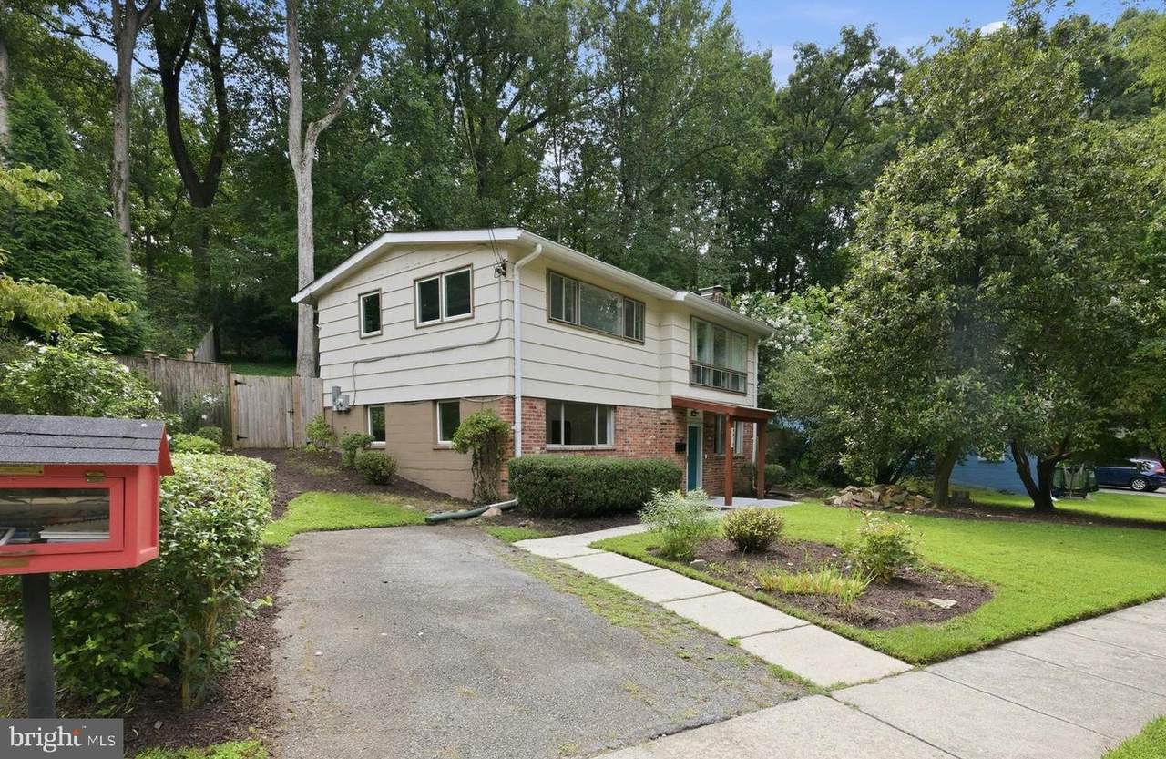 3918 Wexford Drive - Photo 1